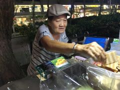 -詹爷爷乌节路街头冰淇淋