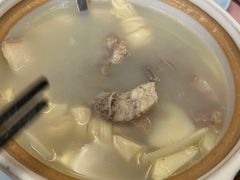 腌笃鲜汤-蘭心餐厅(进贤路店)