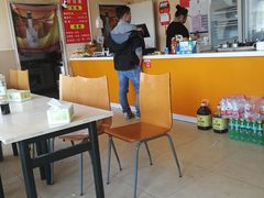 大堂-洪峰浩老北京烧饼夹肉(角门路店)