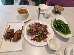 -琬苑鸽庄·川粤融合菜(解放碑总店)