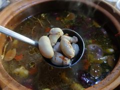 -广味炭炉鸡煲(宝业路分店)