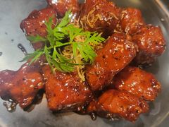 -荟廷·晶萃(陆家嘴尚悦湾店)