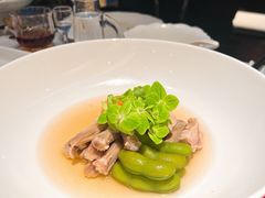 卤四宝-馋遇江南·精致湖景雅宴(东方之门店)