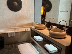 -海南清水湾莱佛士酒店