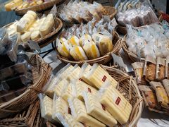 -皇冠幸福里动物奶油生日蛋糕(石桥店)