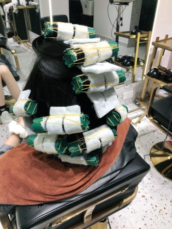 中短发女生一定要尝试的烫发,太美啦~  中短发女生一