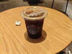 -星巴克臻选(周浦万达店)