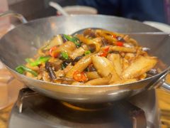 -爱碗亭·鲜炒湖南菜(壹城中心店)