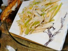 -阿洪锅贴王(小吃城店)