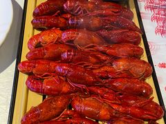 -肥肥虾庄·金牌油焖大虾(杨园滨江时代walk店)