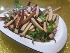 -启东小海鲜(庄先湾路1号店)