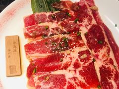 -山川小町·极番烧肉(新地假日广场店)