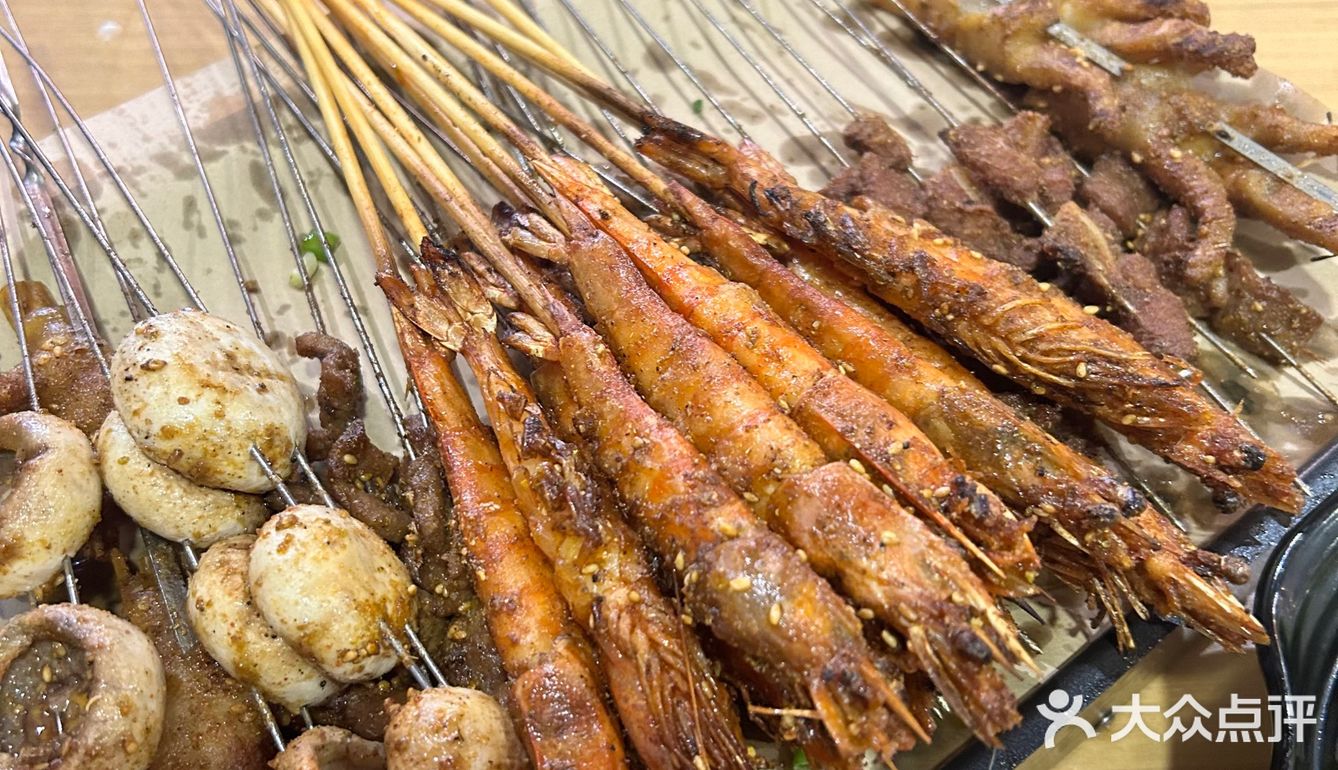 一口精酿啤酒，一口雪花牛肉，假期正确打开方式