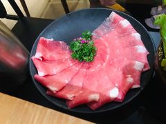 精选雪花牛肉-大头椰·椰子鸡火锅(新梦店)