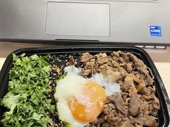 又一餐温泉蛋肥牛饭-CowCow其其·牛杂咖啡公司(六运店)