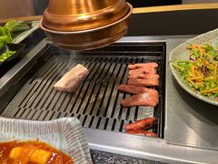 -臻牛烤肉