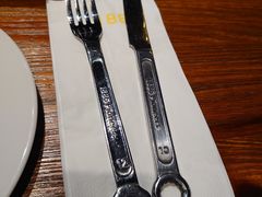 -1886德国汽车餐厅(外滩十六铺码头店)