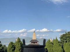 -三塔倒影公园