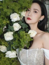 -伯瓷皇后婚纱艺术空间