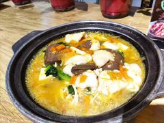 -极有家小鱼小鸡石锅煲(佳兆业店)