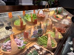 -一绪に和牛寿喜烧(罗湖益田假日店)