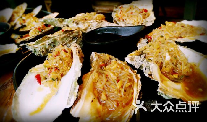 何师烧烤(梓潼桥概念店)-生蚝图片-成都美食-大众点评网