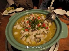 -重庆鸡公煲·青锅花椒鱼(牡丹江路店)