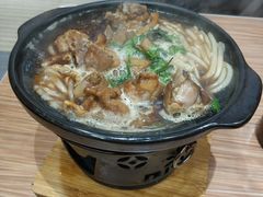 砂锅鸡块-顺溜·手工刀削面·黑金店(铜锣湾店)
