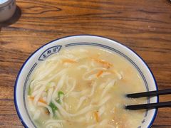 -老雒阳面馆·水席(定鼎门店)