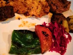 -Efes Turkish & Mediterranean Cuisine 艾菲斯餐厅(陆家嘴店)
