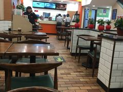大堂-李先生牛肉面大王(济南火车站候车室店)