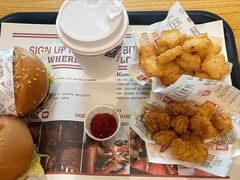 -The Habit Burger Grill 哈比特汉堡(爱琴海店)