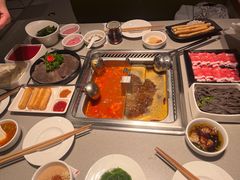 -海底捞火锅(宝龙广场夜宵主题店)