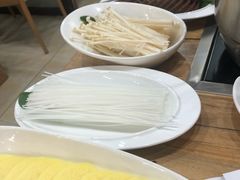 -洪忠涮烤王(嵩山路店)