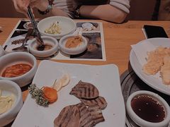 -萨拉伯尔水源素问店·韩国宫廷料理(人民路店)