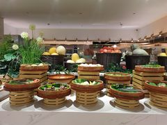 -享遇.锅姥姥牛排海鲜自助(小寨店)