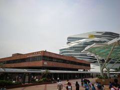 -香港理工大学