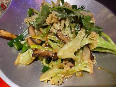 干锅丽水香菇花菜-探花·意境江南菜·唐伯虎文化体验店·松鼠桂鱼(观前店)