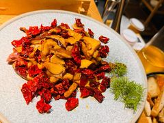 -一朵菌·野生菌探索家火锅(南亚店)