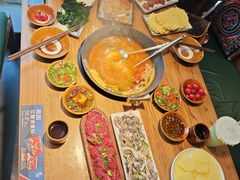 -贵厨酸汤牛肉(小十字店)