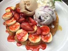 -莓园冰淇淋店