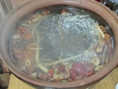 -威邵鸡煲(西华路总店)
