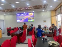 大堂-撒拉人家.酸菜牦牛肉火锅