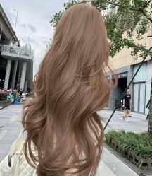 -镁连社·美联社