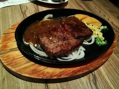 -玛格萝妮(汇智国际商业中心店)