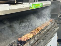 -烤肉小伙烤肉店