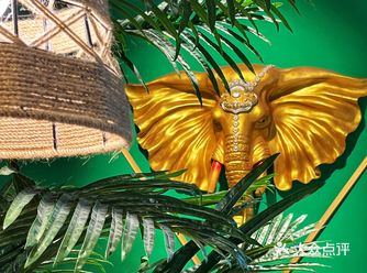 这家泰式餐厅位于写字楼内,地理位置十分便利