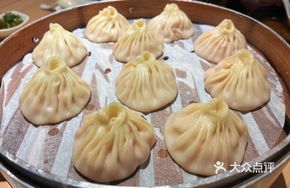 Fresh Shrimp and Crab Roe Soup Dumplings