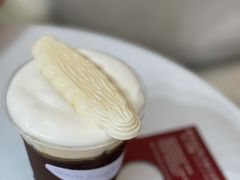-HUGS coffee(东区店)