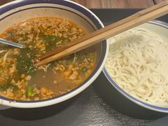 -云阿蛮云南生烫牛肉米线(奉贤路店)